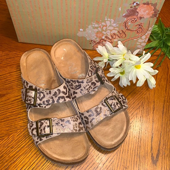 🐆Leopard footbed SANDALS Faux Birkenstock style Size 8.5 in Taupe & Brown - Picture 3 of 12